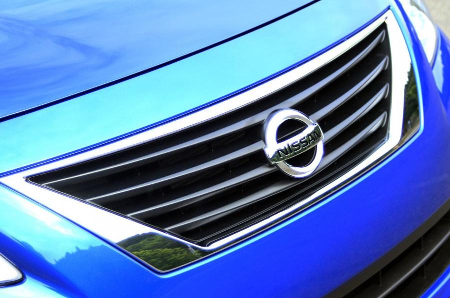  Nissan Versa 2012 года  (фото 45 из 111)